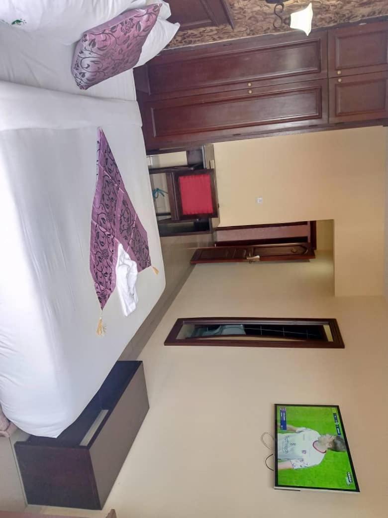Hotel Vallee Des Princes Douala Eksteriør bilde