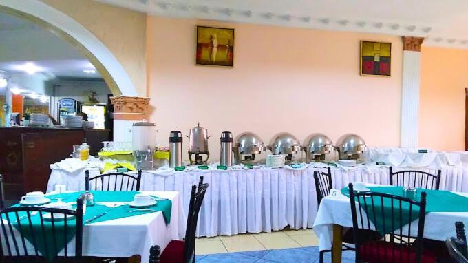 Hotel Vallee Des Princes Douala Eksteriør bilde